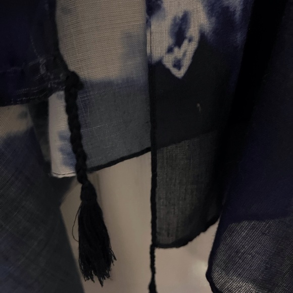 Woman’s summer long vest/ shrug - Picture 6 of 6